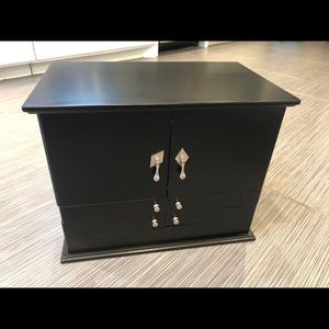 Wooden Jewelry Box by Lori Greiner